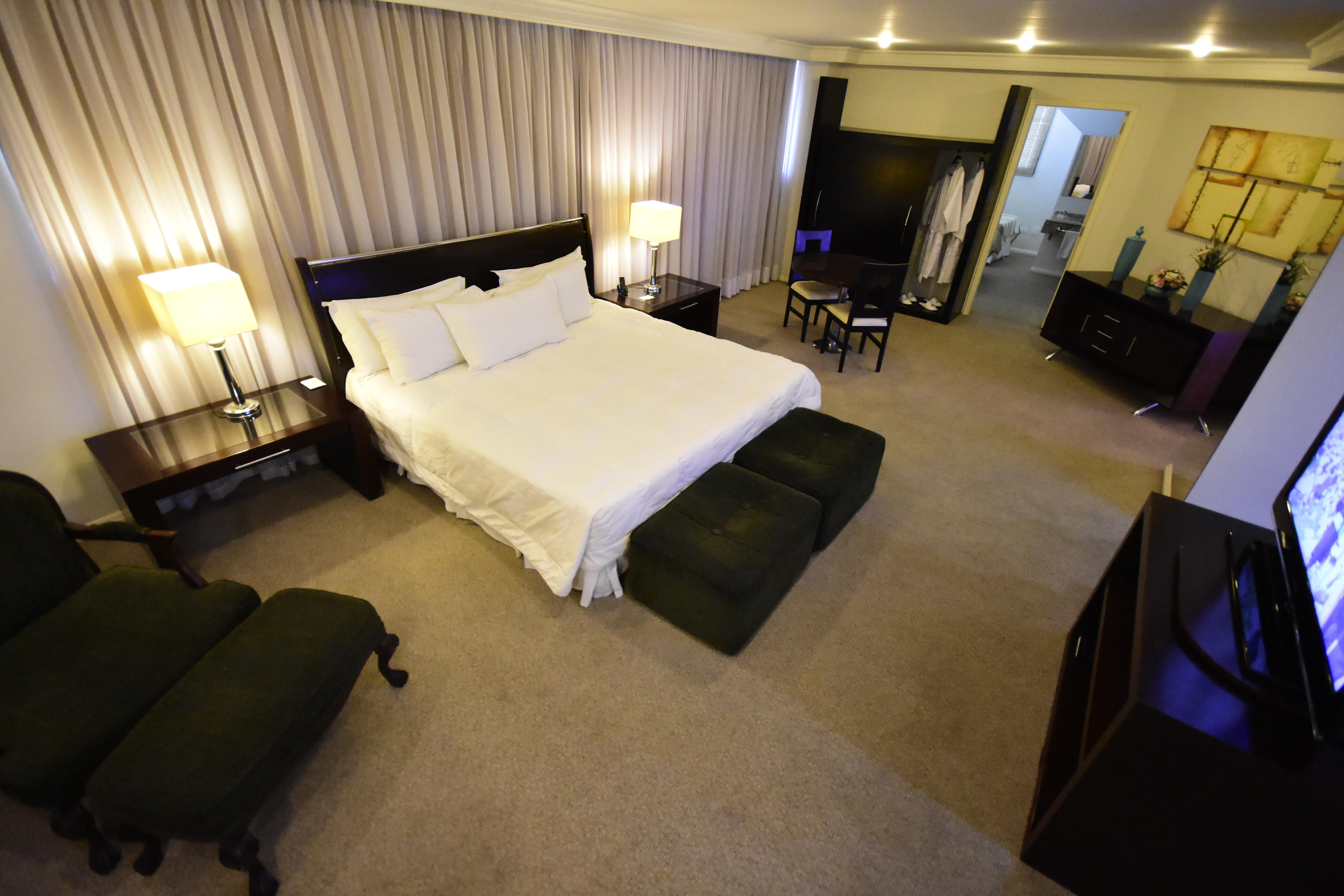 Central Park Hotel By Bourbon Cascavel  Exteriör bild