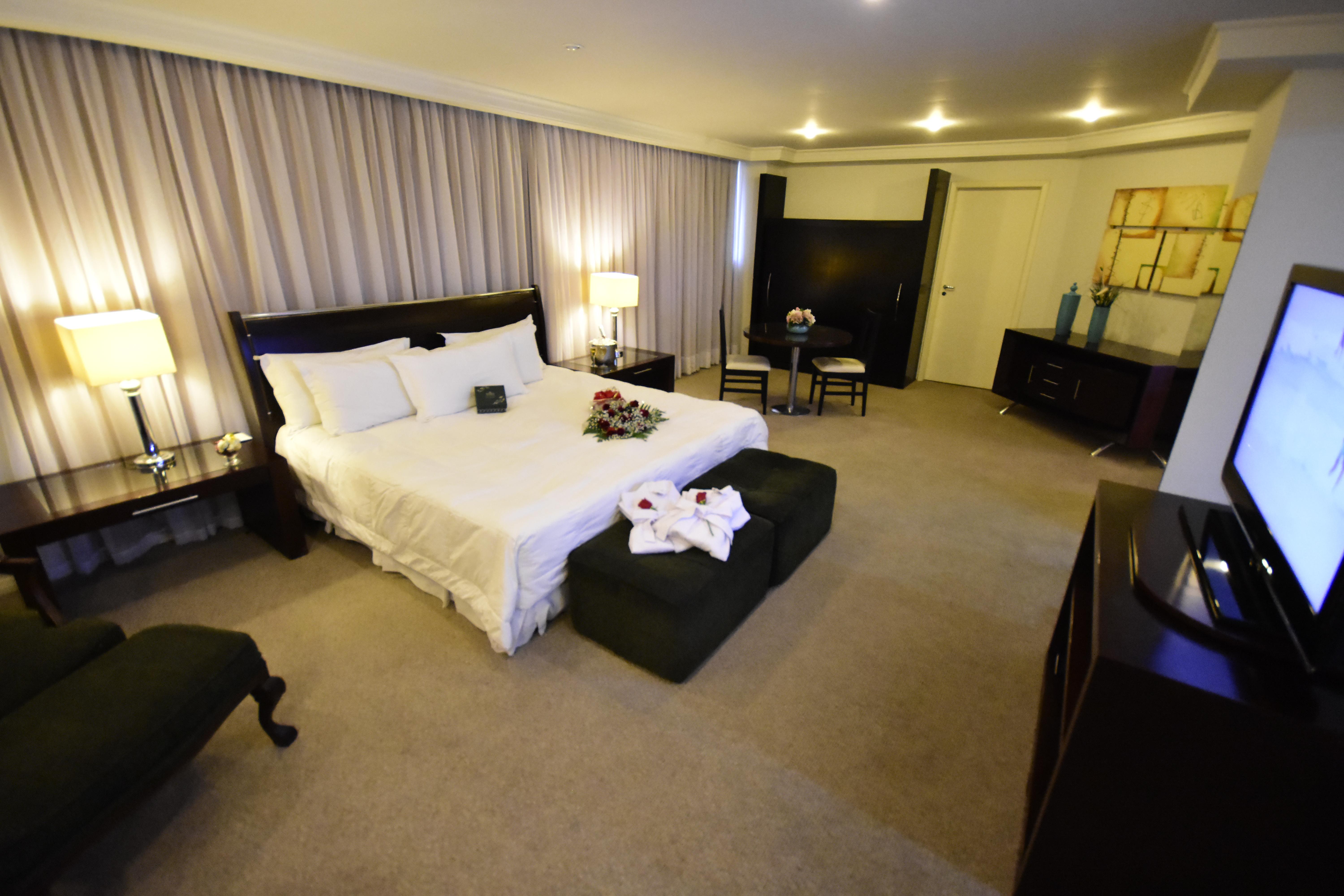 Central Park Hotel By Bourbon Cascavel  Exteriör bild